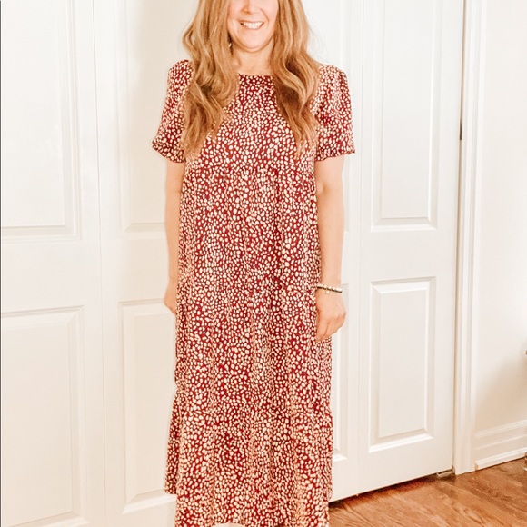 Dark Red Tiered Dress with Puff Sleeve - Picture 4 of 8